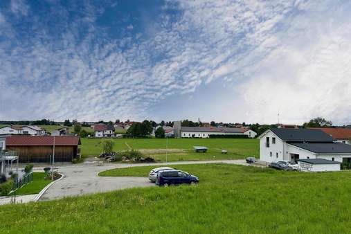Blick nach Osten Blick nach Osten - Grundstück in 86946 Vilgertshofen mit 643m² kaufen