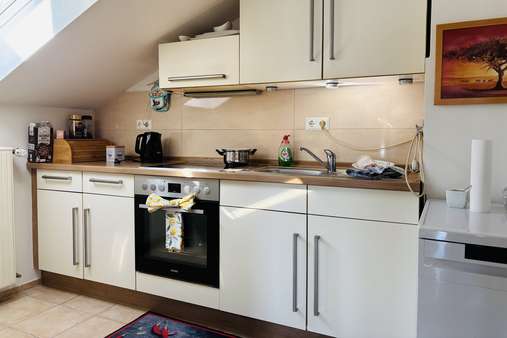 Küche - Dachgeschosswohnung in 86916 Kaufering mit 60m² kaufen