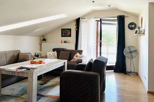 Wohnbereich - Dachgeschosswohnung in 86916 Kaufering mit 60m² kaufen