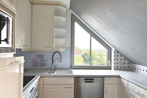 Küche - Dachgeschosswohnung in 86916 Kaufering mit 64m² kaufen