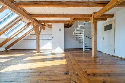 Kochecke im Wohnbereich - Maisonette-Wohnung in 86911 Dießen mit 85m² kaufen