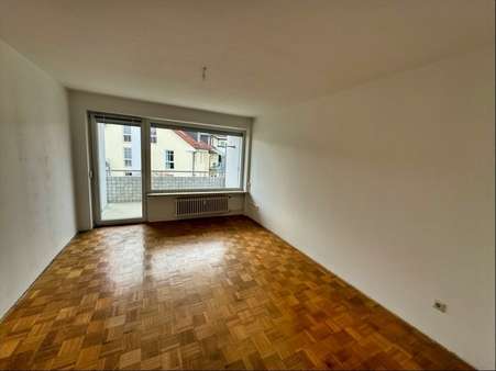 Schlafzimmer - Etagenwohnung in 82256 Fürstenfeldbruck mit 88m² kaufen