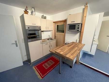 Küchenzeile Hobbybereich KG - Mehrfamilienhaus in 82299 Türkenfeld mit 222m² kaufen
