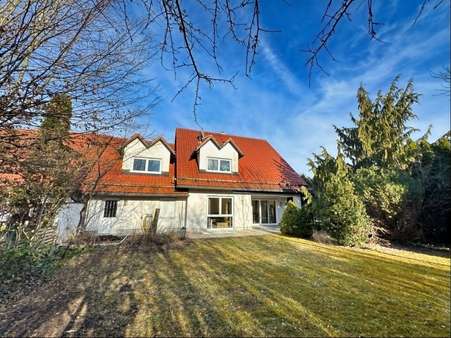 Hausansicht - Einfamilienhaus in 82275 Emmering mit 160m² kaufen