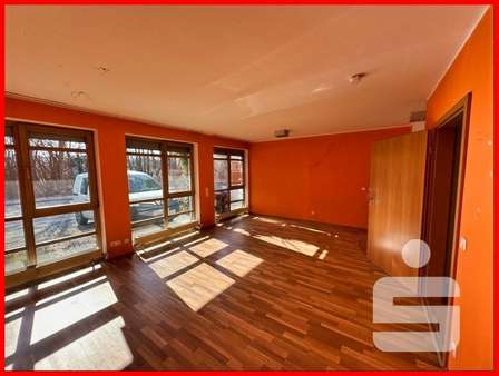 Büroeinheit Büroeinheit - Erdgeschosswohnung in 82256 Fürstenfeldbruck mit 93m² kaufen