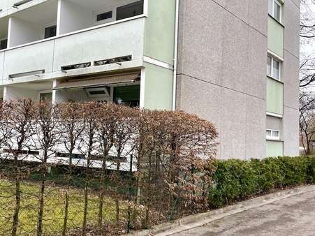Balkon Balkon - Erdgeschosswohnung in 81477 München mit 67m² kaufen