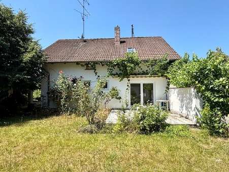 EFH mit Altbaucharme - Einfamilienhaus in 82256 Fürstenfeldbruck mit 111m² kaufen
