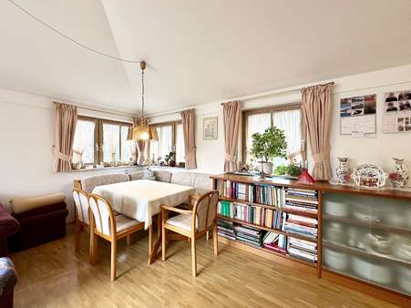 Essbereich - Dachgeschosswohnung in 82256 Fürstenfeldbruck mit 60m² kaufen