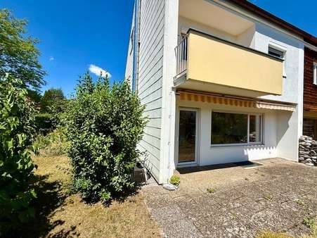 Sonnige Terrasse Sonnige Terrasse - Doppelhaushälfte in 82275 Emmering mit 141m² kaufen
