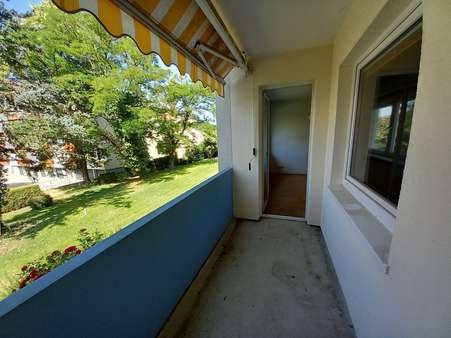 Balkon Balkon - Etagenwohnung in 82110 Germering mit 108m² kaufen