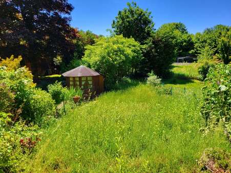Blick in den Garten - Reiheneckhaus in 82296 Schöngeising mit 125m² kaufen