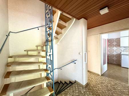 Eingangsbereich Eingangsbereich - Reihenmittelhaus in 82194 Gröbenzell mit 121m² kaufen