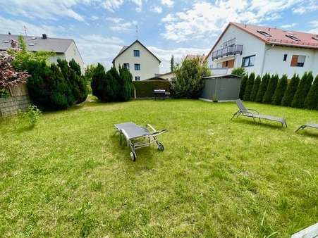 Großer Garten Großer Garten - Einfamilienhaus in 82216 Maisach mit 196m² mieten