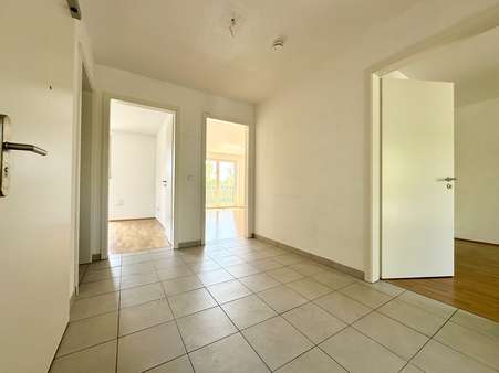 Eingangsbereich Eingangsbereich - Etagenwohnung in 80639 München mit 75m² kaufen