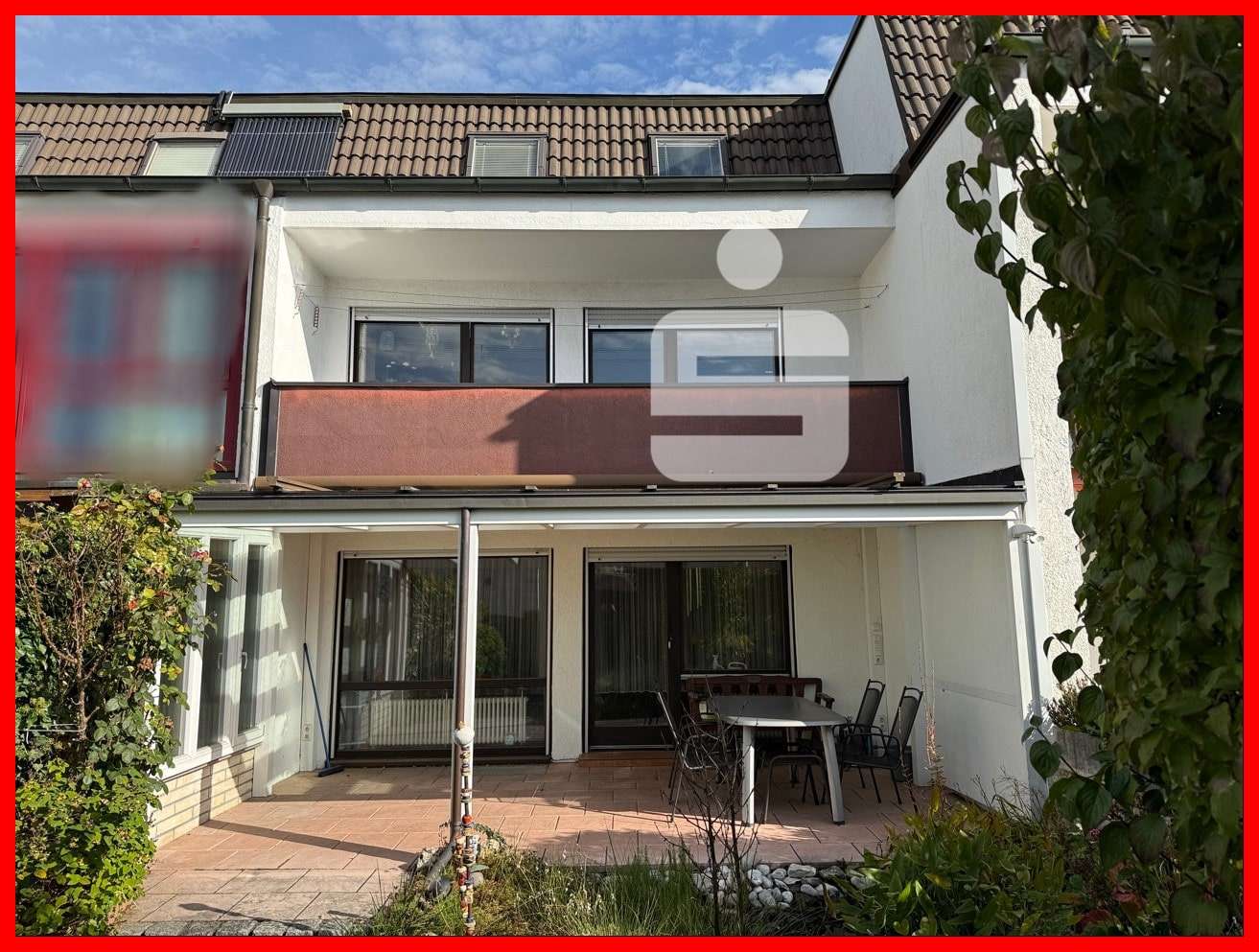 Blick auf die Terrasse frontal Blick auf die Terrasse frontal - Reihenmittelhaus in 82140 Olching mit 135m² kaufen