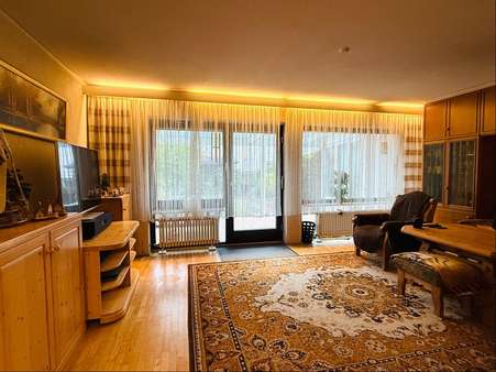 Wohnzimmer Wohnzimmer - Reihenmittelhaus in 82140 Olching mit 135m² kaufen