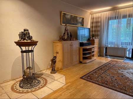 Wohnzimmer 2 Wohnzimmer 2 - Reihenmittelhaus in 82140 Olching mit 135m² kaufen