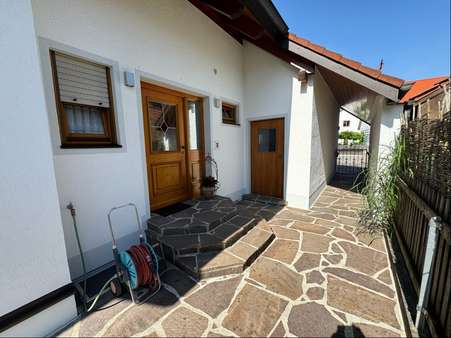 Eingangsbereich Eingangsbereich - Einfamilienhaus in 82275 Emmering mit 168m² kaufen