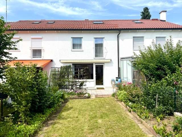 Gepflegtes RMH Gepflegtes RMH - Reihenmittelhaus in 82110 Germering mit 90m² kaufen