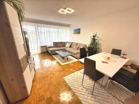 Wohnzimmer Wohnzimmer - Etagenwohnung in 82110 Germering mit 56m² kaufen