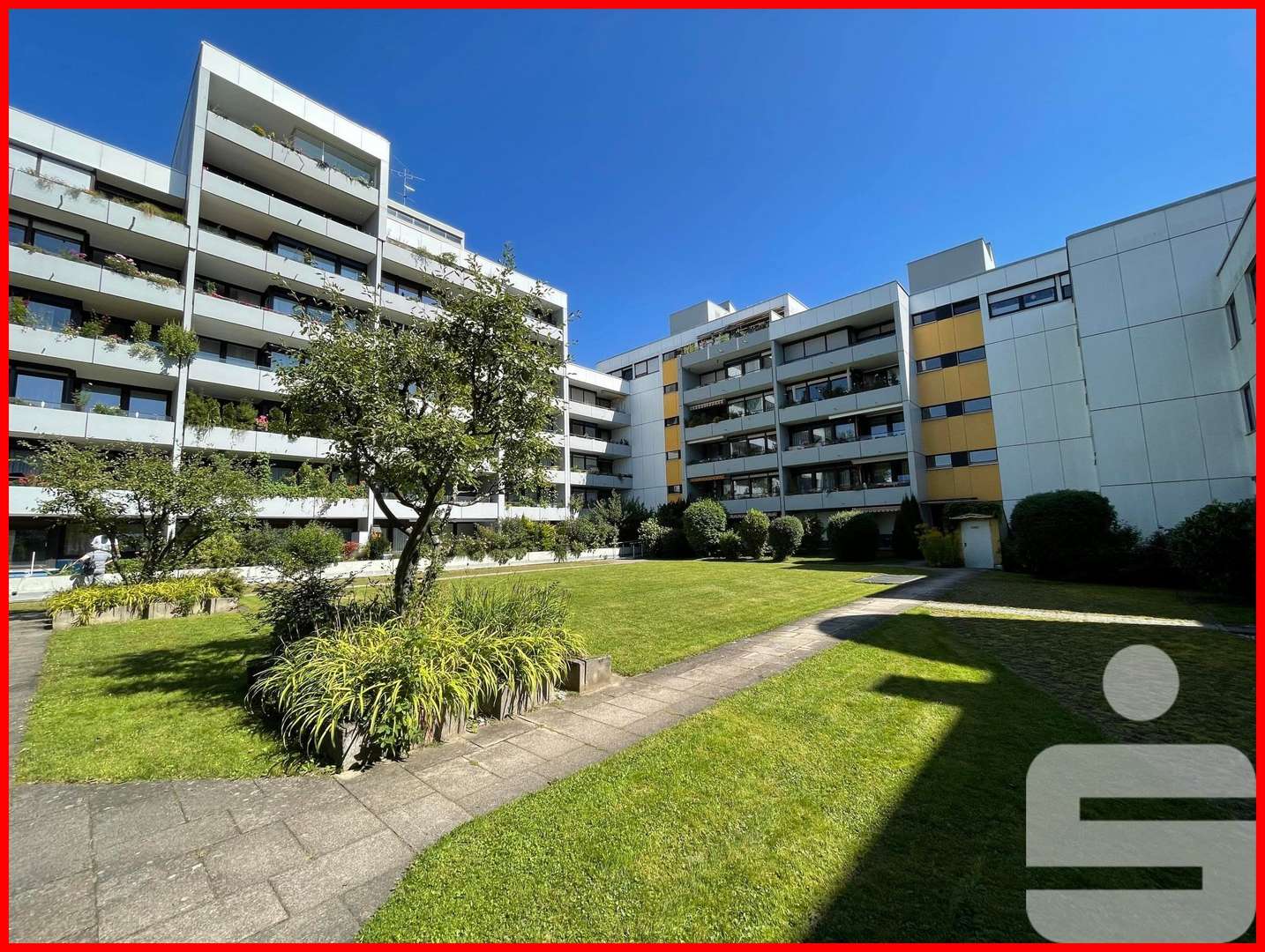 Innenhof Innenhof - Etagenwohnung in 82256 Fürstenfeldbruck mit 88m² kaufen