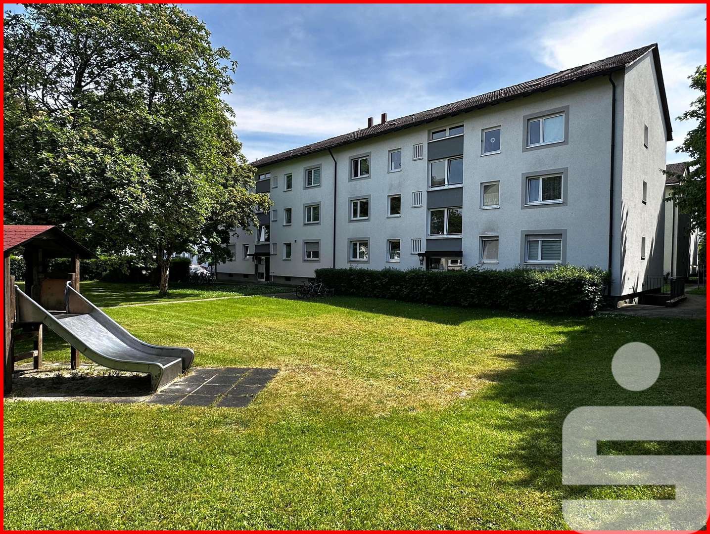 Gesamtgebäude - Erdgeschosswohnung in 82256 Fürstenfeldbruck mit 80m² kaufen