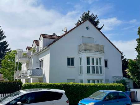 Vorderansicht - Etagenwohnung in 81735 München mit 62m² kaufen