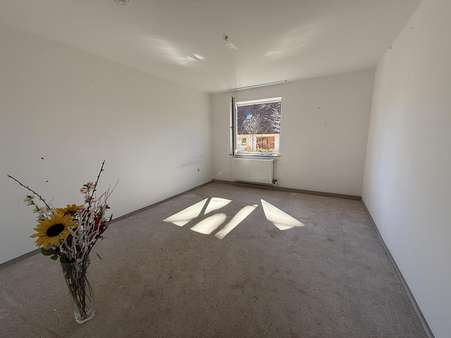 Schlafzimmer - Erdgeschosswohnung in 82538 Geretsried mit 84m² kaufen