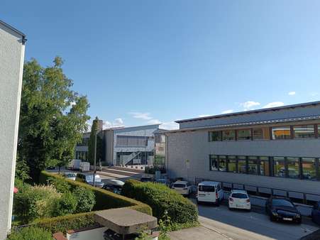 Ausblick Loggia 1. Stock - Maisonette-Wohnung in 83646 Bad Tölz mit 93m² kaufen