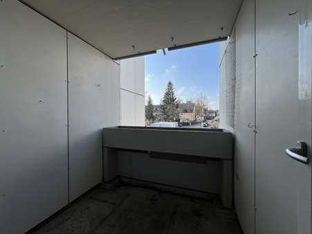 Loggia Südausrichtung - Etagenwohnung in 81375 München mit 65m² kaufen