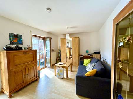 großes Wohn-/Schlafzimmer - Etagenwohnung in 82515 Wolfratshausen mit 32m² mieten