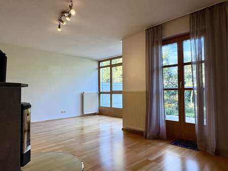 Wohn-Ess-Zimmer - Reihenmittelhaus in 83646 Bad Tölz mit 112m² kaufen