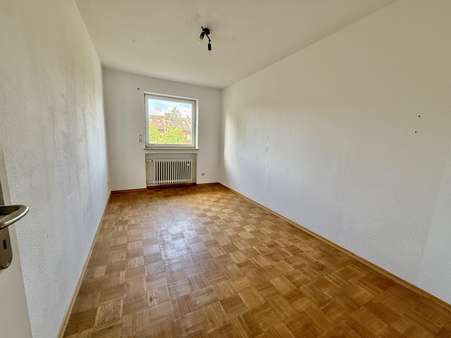 Kinderzimmer 1 im OG - Reihenmittelhaus in 82515 Wolfratshausen mit 138m² kaufen