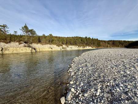 5 Gehminuten vom Grundstück 5 Gehminuten vom Grundstück - Grundstück in 82538 Geretsried mit 749m² kaufen