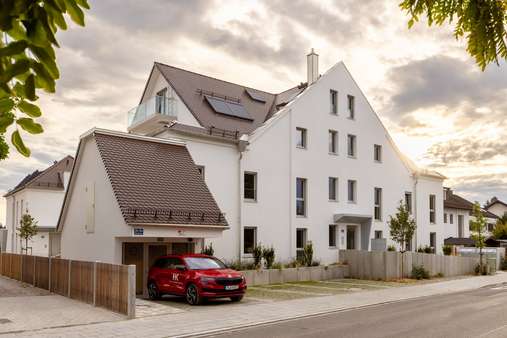 Außenansicht - Maisonette-Wohnung in 82152 Planegg mit 101m² kaufen