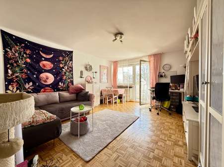 Wohnzimmer Wohnzimmer - Erdgeschosswohnung in 81477 München mit 49m² kaufen