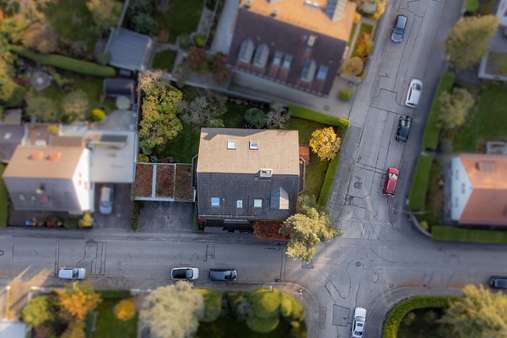 Vogelperspektive - Mehrfamilienhaus in 81375 München mit 328m² kaufen