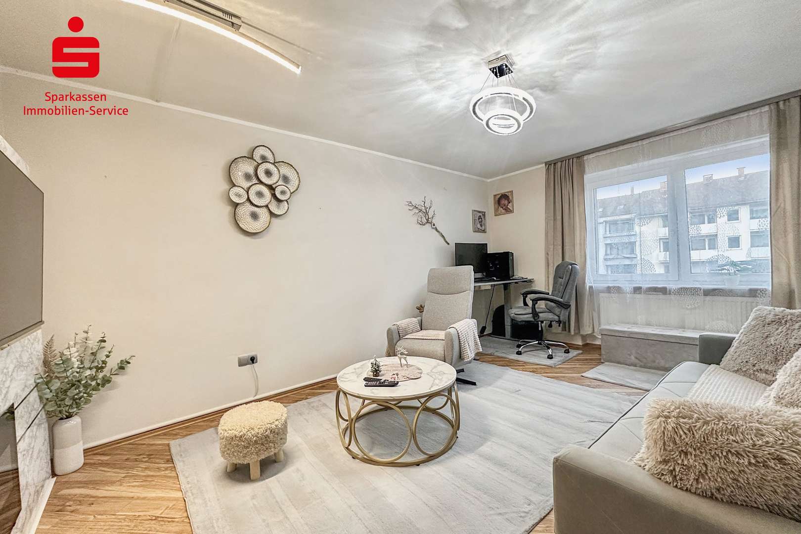 Wohnzimmer - Etagenwohnung in 81539 München mit 61m² als Kapitalanlage kaufen