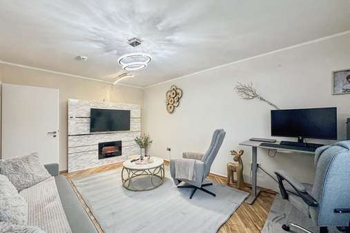 Wohnzimmer - Etagenwohnung in 81539 München mit 61m² als Kapitalanlage kaufen