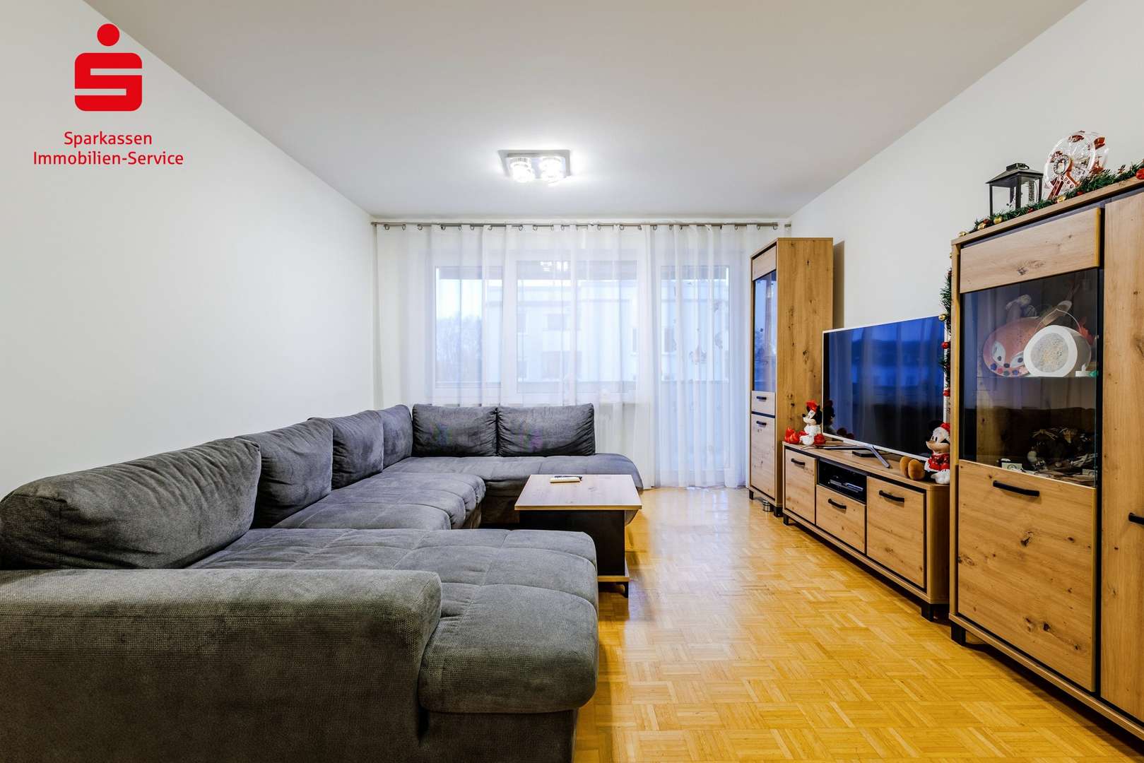 Wohnzimmer - Etagenwohnung in 81673 München mit 85m² kaufen