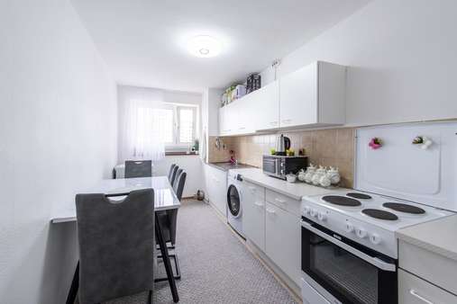 Küche - Etagenwohnung in 80933 München mit 77m² kaufen