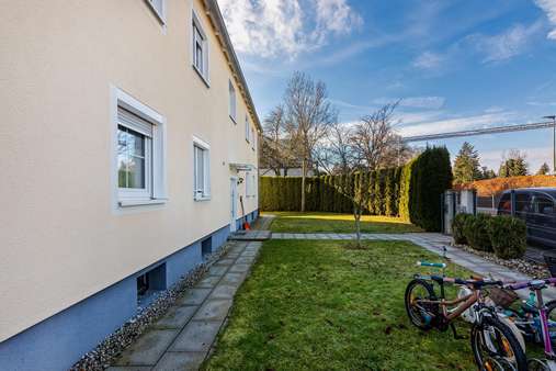 Garten - Mehrfamilienhaus in 81829 München mit 380m² kaufen