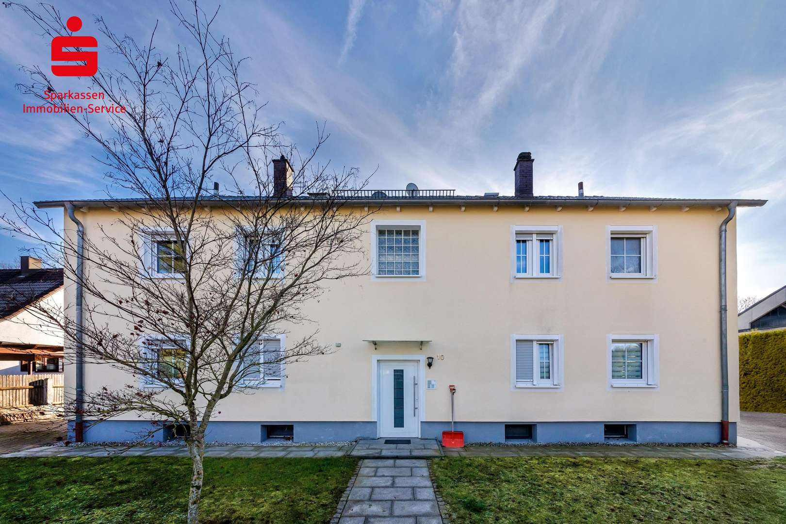 Hausansicht - Mehrfamilienhaus in 81829 München mit 380m² kaufen