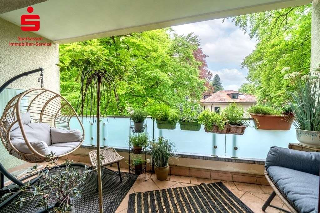 Blick vom Balkon Blick vom Balkon - Etagenwohnung in 81479 München mit 213m² kaufen
