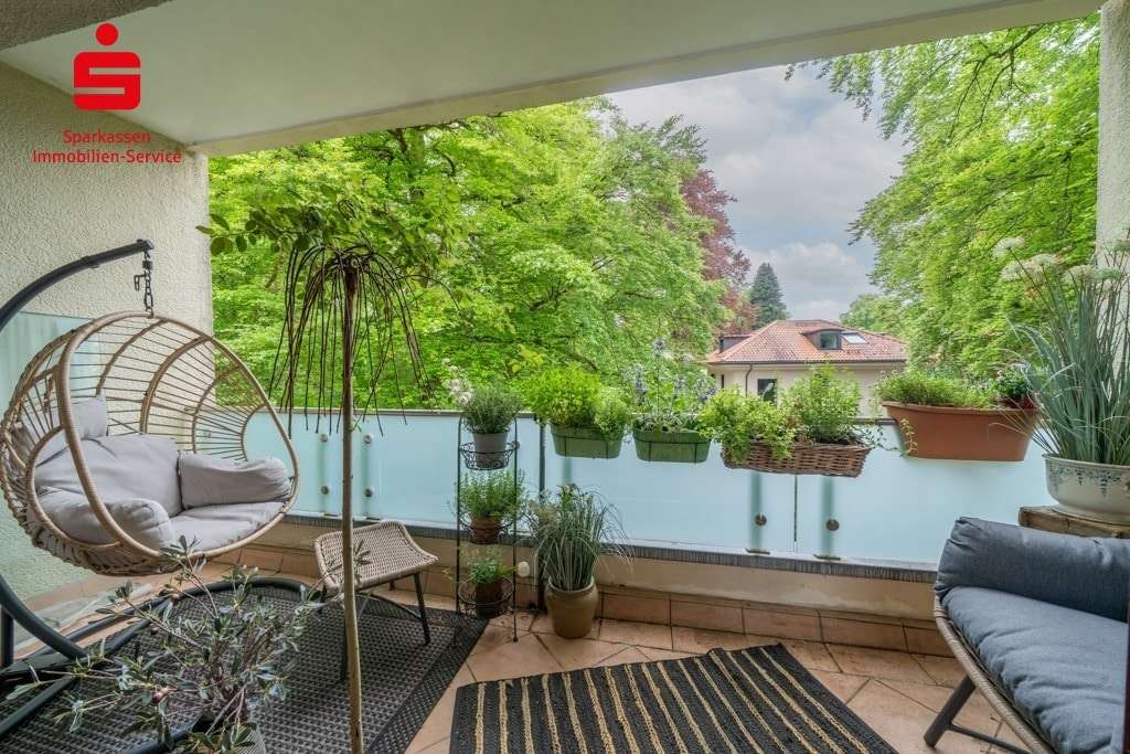 Blick vom Balkon - Etagenwohnung in 81479 München mit 213m² kaufen
