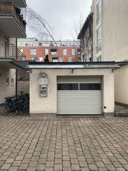 Einfahrt geschlossen -  in 81541 München mit 0m² mieten