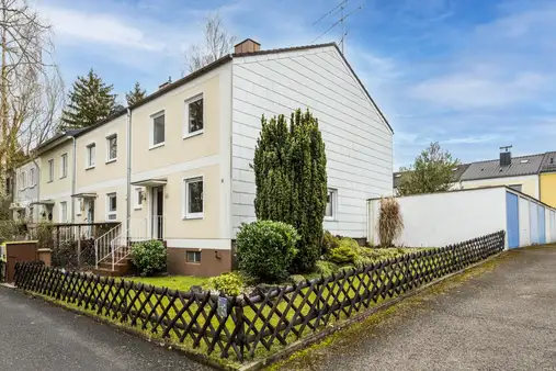 freies Reiheneckhaus mit Südwestgarten in ruhiger Lage