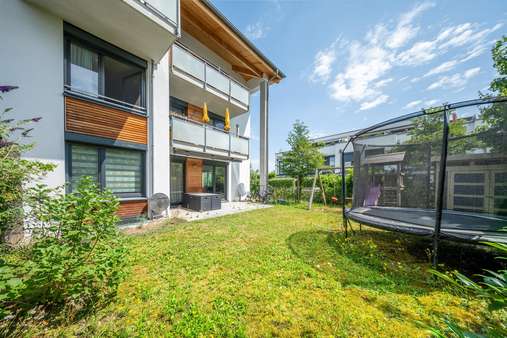Außenansicht Außenansicht - Erdgeschosswohnung in 85757 Karlsfeld mit 99m² kaufen