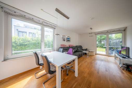 Wohn- und Essbereich Wohn- und Essbereich - Erdgeschosswohnung in 85757 Karlsfeld mit 99m² kaufen