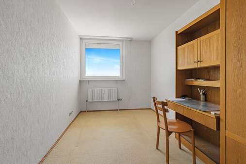 Kinderzimmer - Büro - Etagenwohnung in 81737 München mit 79m² kaufen